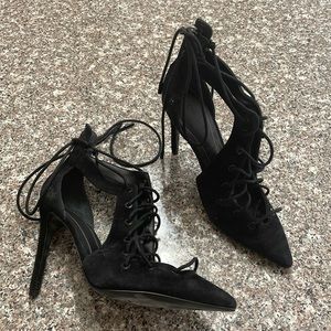 Kendall + Kylie lace up black pointy heels size 71/2